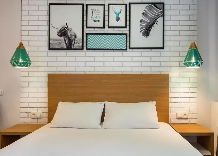 Design Apartments Ploshcha Ukrainskykh Heroiv Area