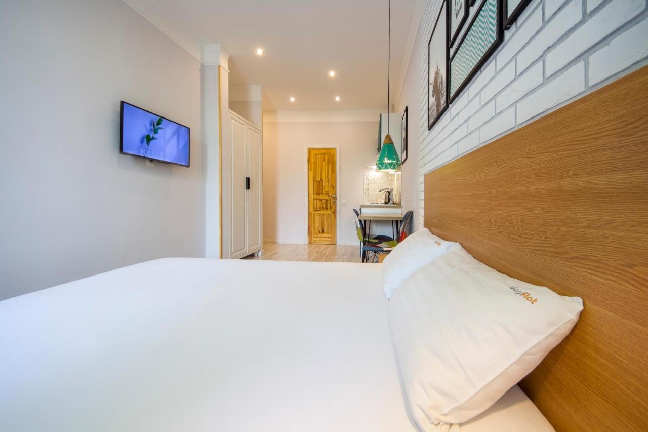 Design Ploshcha Ukrainskykh Heroiv Area Apartment Kyiv