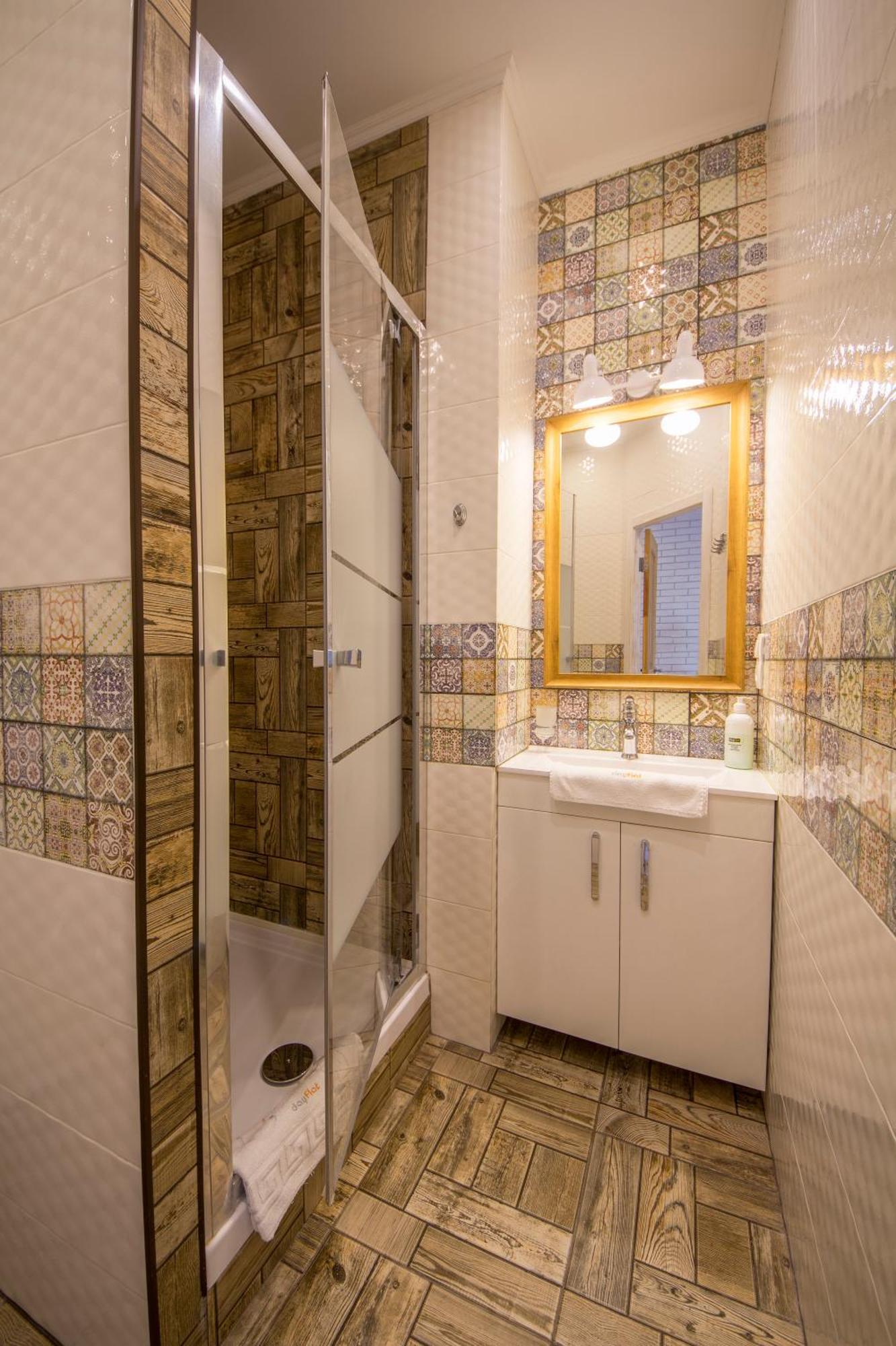 Design Ploshcha Ukrainskykh Heroiv Area