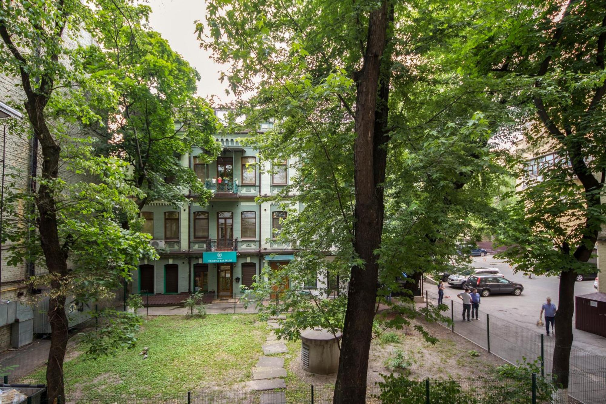 Design Ploshcha Ukrainskykh Heroiv Area Kyiv